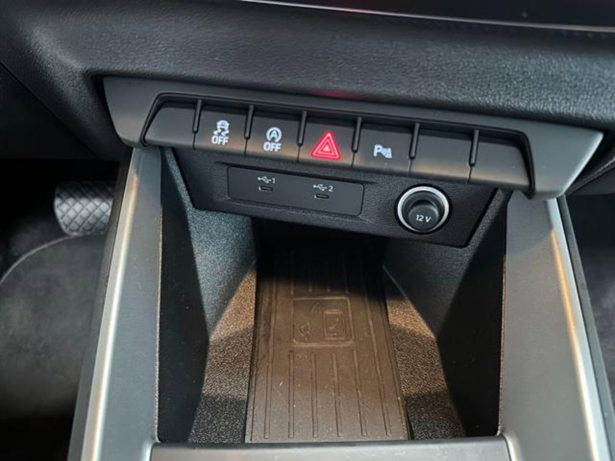 Audi A1 Sportback 25 TFSI S tronic S line edition (15)