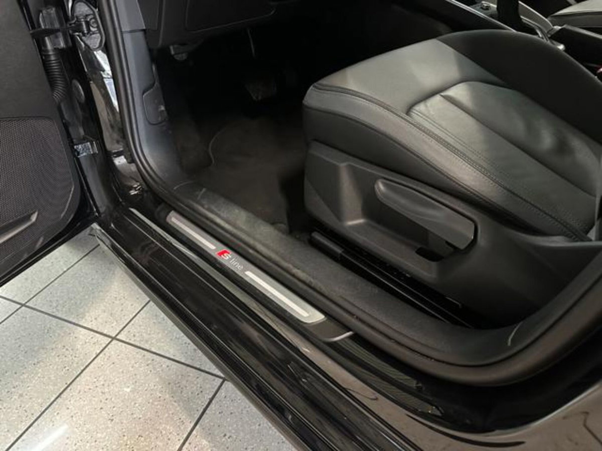 Audi A1 Sportback 25 TFSI S tronic S line edition (17)