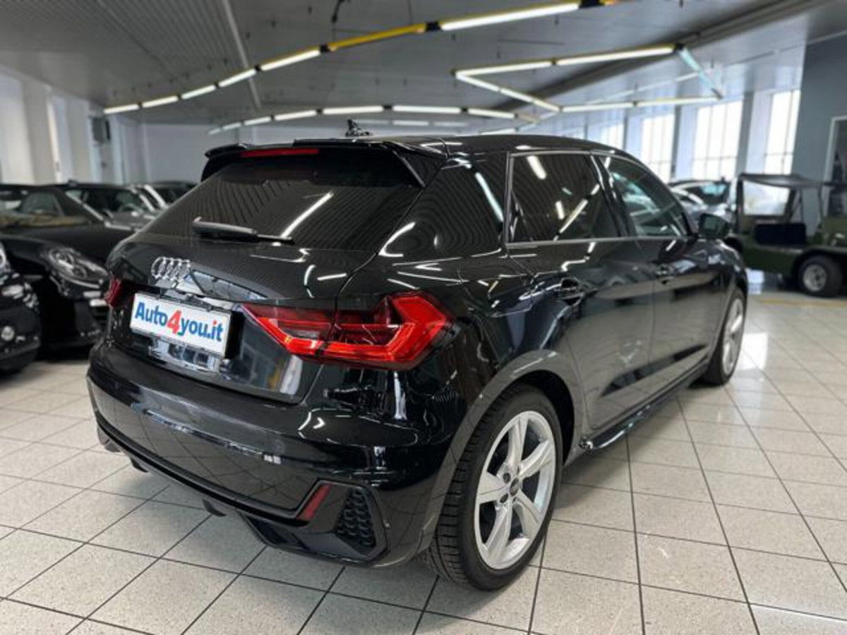Audi A1 Sportback 25 TFSI S tronic S line edition (3)