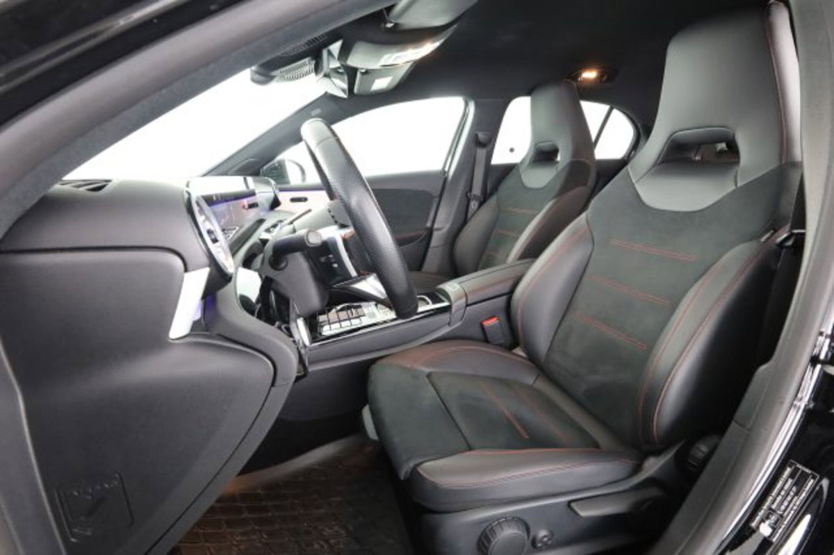 Mercedes-Benz Classe A 180 d AMG Line Advanced Plus auto (10)