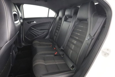 Mercedes-Benz Classe A 180 d Automatic Sport (2)
