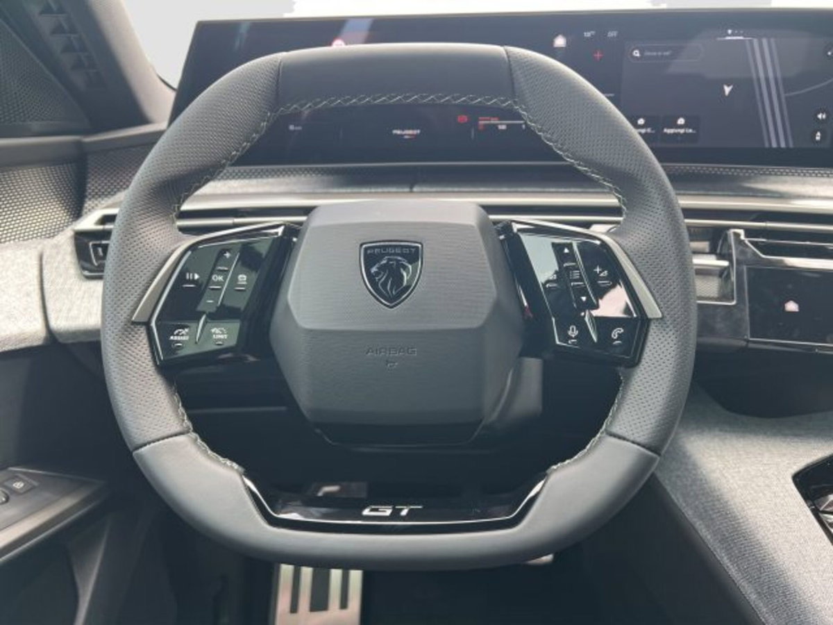 Peugeot 3008 1.2 hybrid GT Exclusive 145cv e-dcs6 (12)
