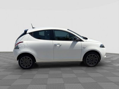 Lancia Ypsilon 1.0 FireFly 5 porte S&S Hybrid Gold Plus (6)