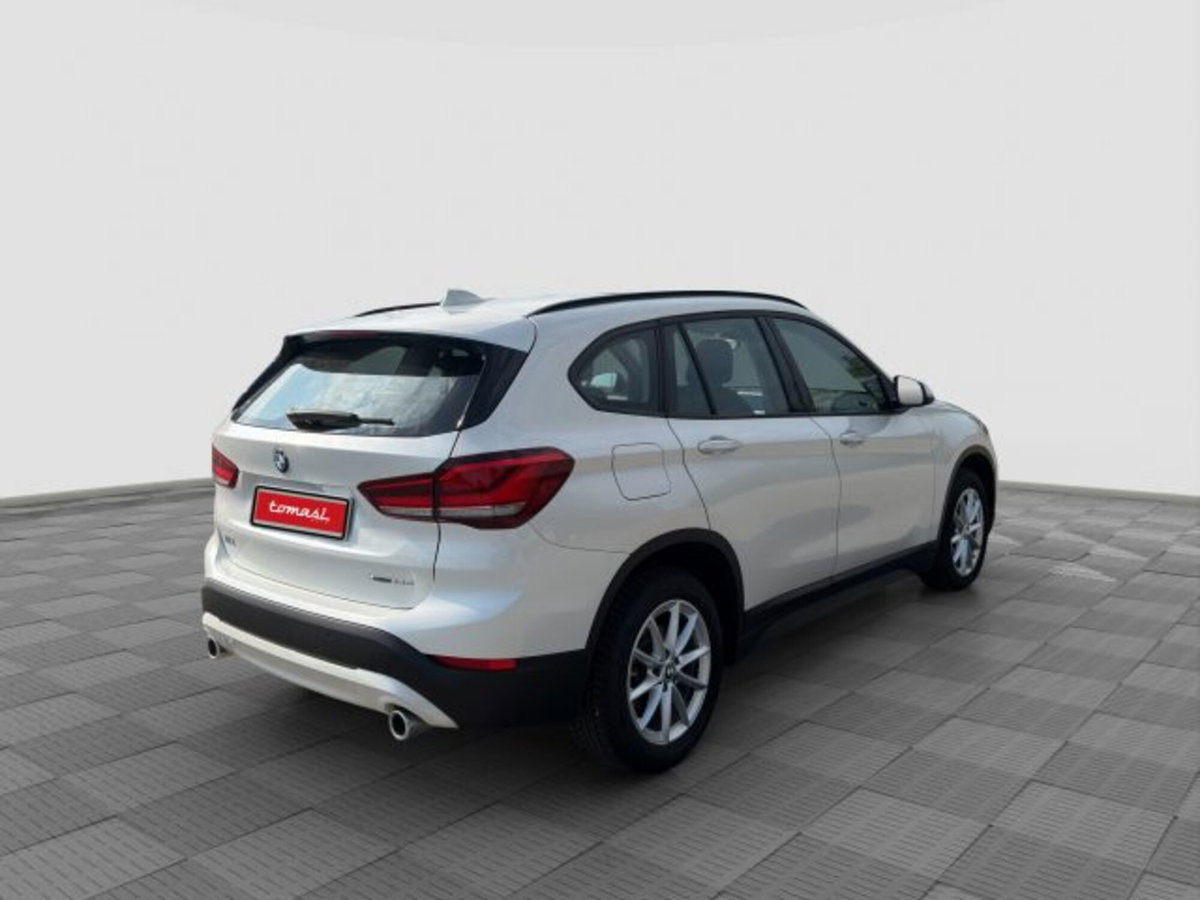 BMW X1 sDrive18d Advantage (5)