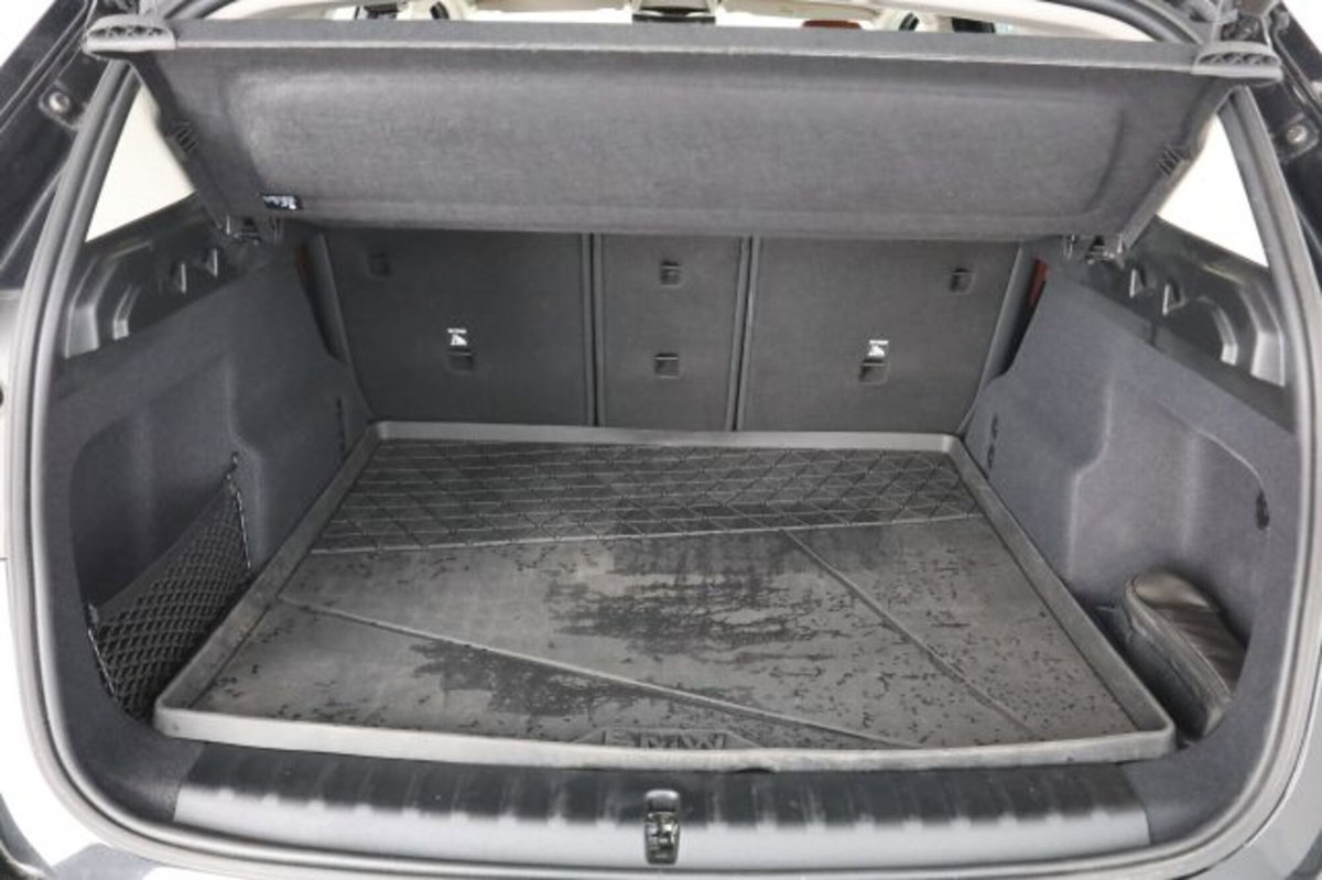 BMW X1 sDrive 18d xLine (6)