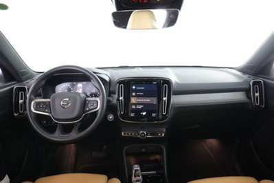 Volvo XC40 B4 AWD Geartronic Inscription (4)