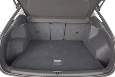 Audi Q3 35 TDI quattro S tronic Business (6)