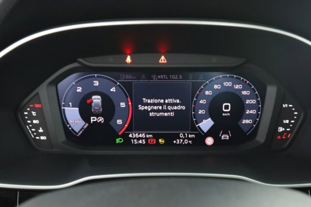 Audi Q3 35 TDI quattro S tronic Business (7)