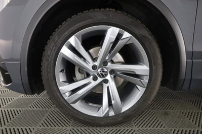 Volkswagen Tiguan 2.0 TDI 150 CV SCR DSG 4MOTION R-Line (8)