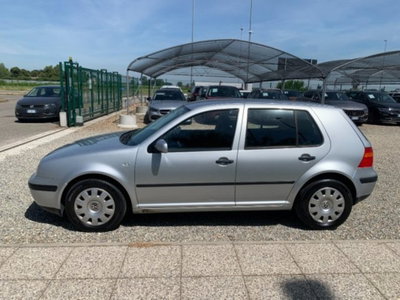Volkswagen Golf 1.6 16V cat 5 porte Highline (2)