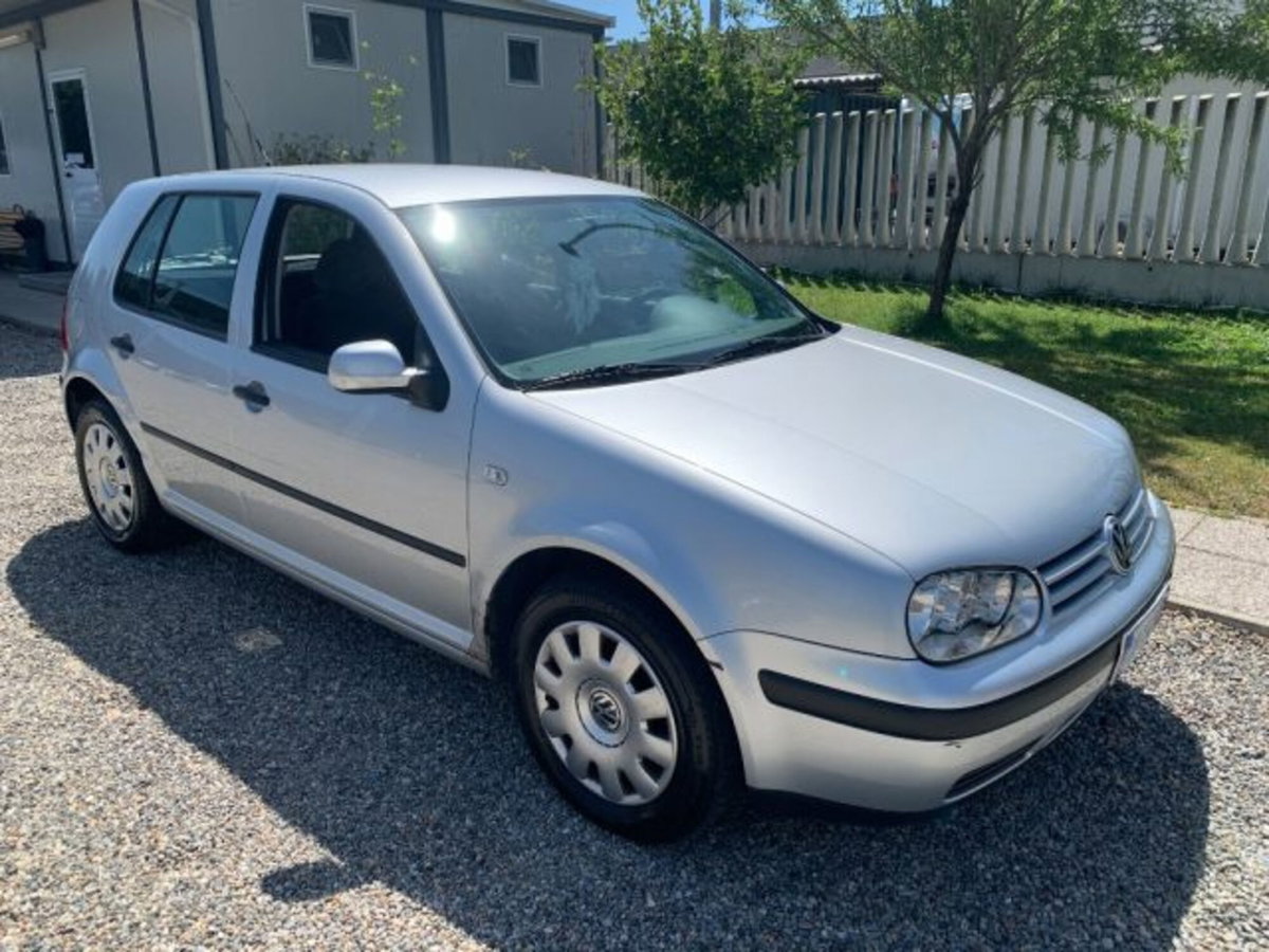Volkswagen Golf 1.6 16V cat 5 porte Highline (7)