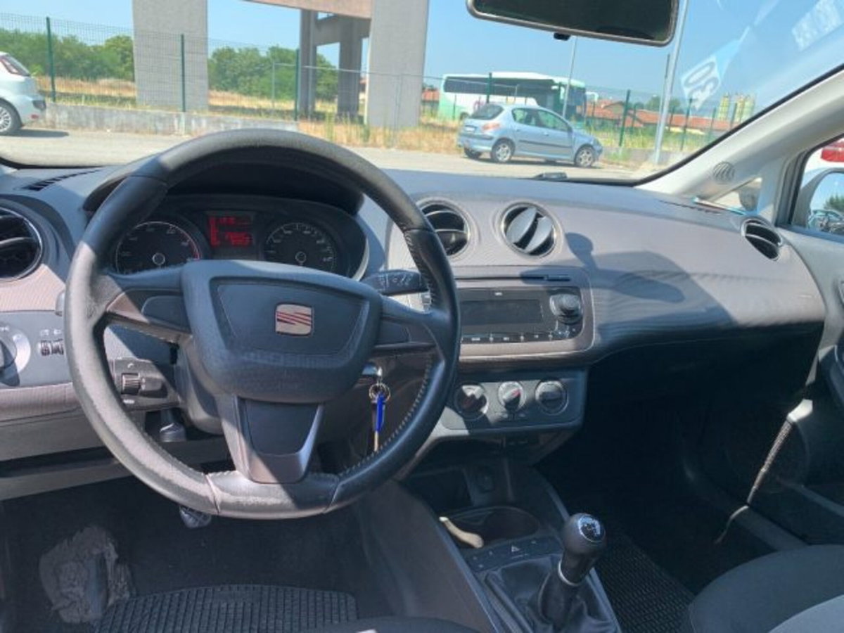 SEAT Ibiza SC 1.4 3 porte Style (10)