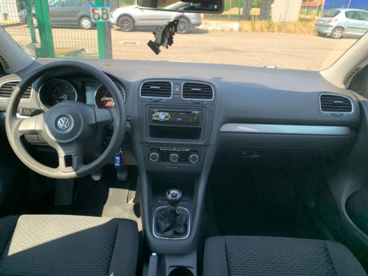 Volkswagen Golf 1.6 TDI DPF 5p. BlueMotion (13)
