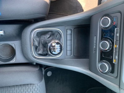 Volkswagen Golf 1.6 TDI DPF 5p. BlueMotion (16)