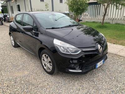 Renault Clio 1.2 75CV 5 porte Intens (3)
