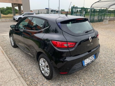 Renault Clio 1.2 75CV 5 porte Intens (7)