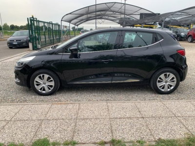 Renault Clio 1.2 75CV 5 porte Intens (8)
