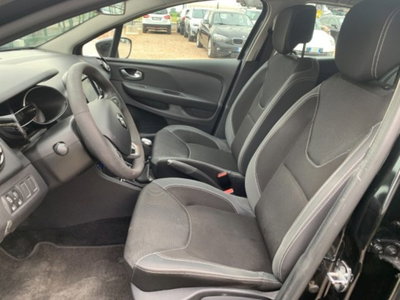 Renault Clio 1.2 75CV 5 porte Intens (9)