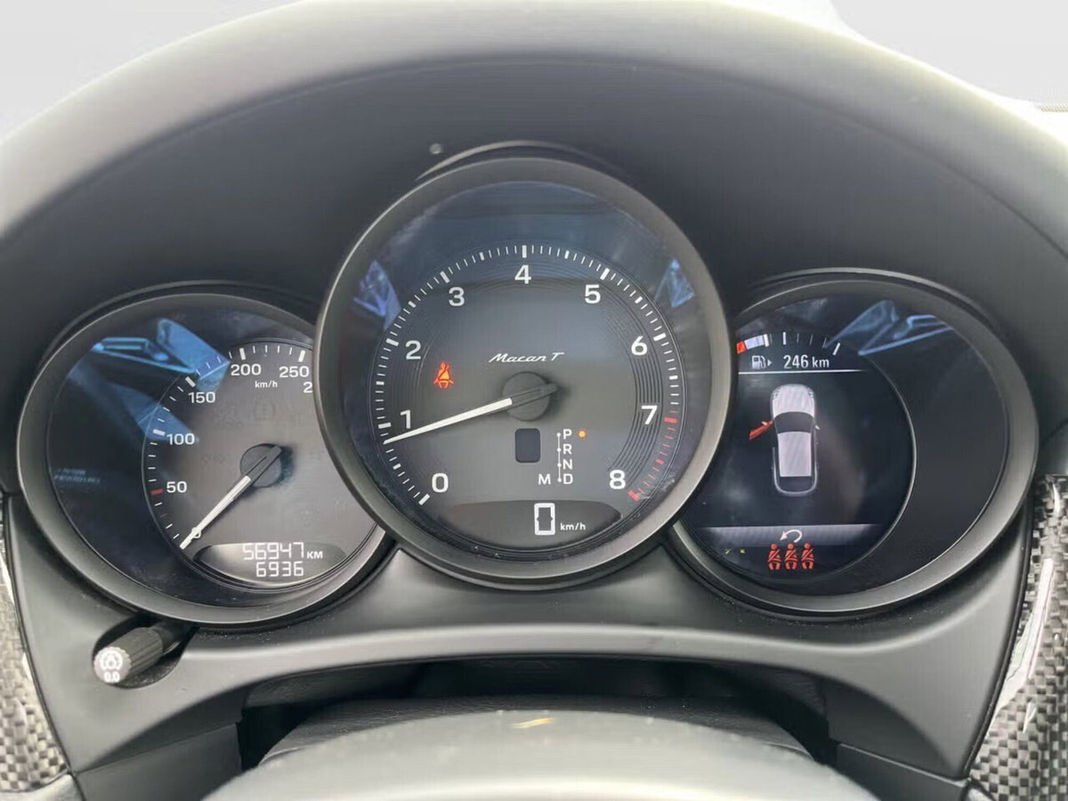 Porsche Macan 2.0 T 265cv pdk (17)
