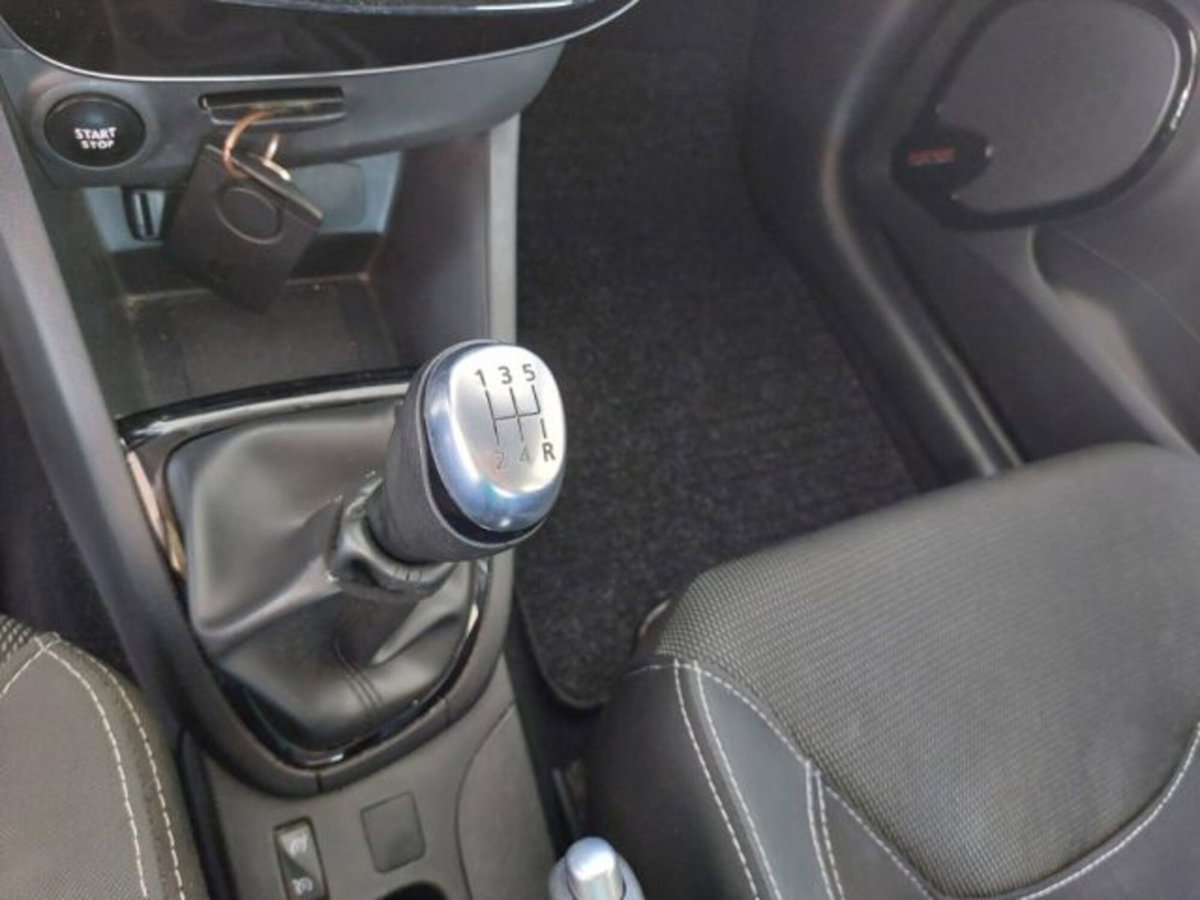 Renault Clio Sporter 1.5 dCi 8V 75CV Wave (17)