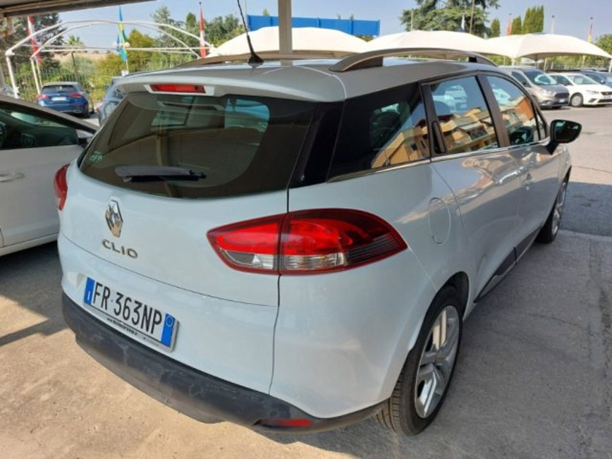 Renault Clio Sporter 1.5 dCi 8V 75CV Wave (4)