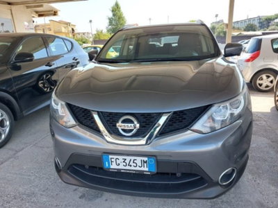 Nissan Qashqai 1.5 dCi N-Connecta (2)