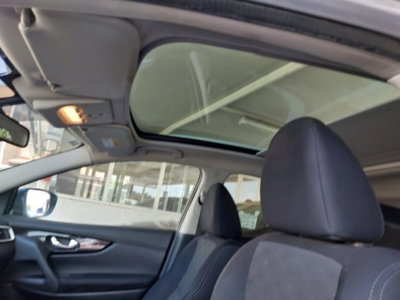 Nissan Qashqai 1.5 dCi N-Connecta (8)
