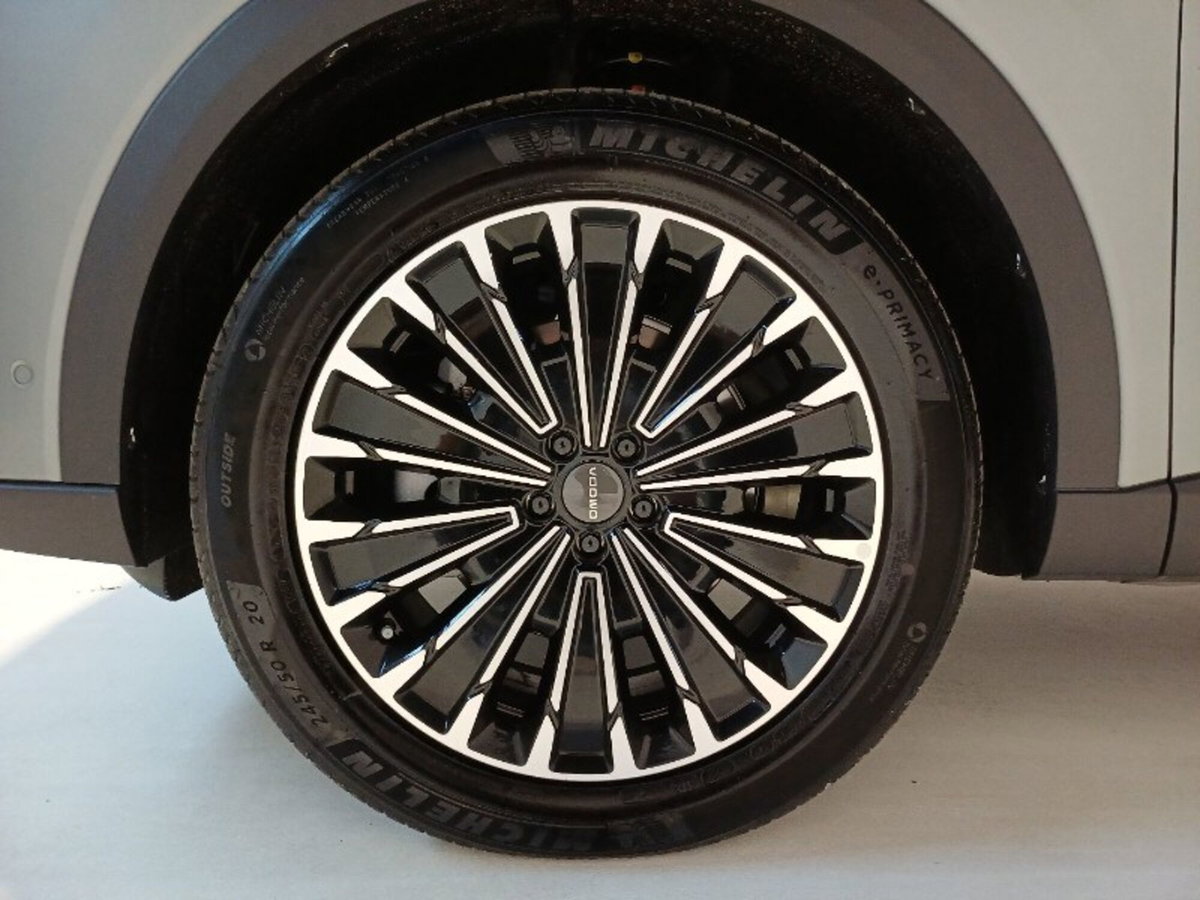 Omoda Omoda 9 SHS-P 1.5 tgdi phev Premium i-awd (7)