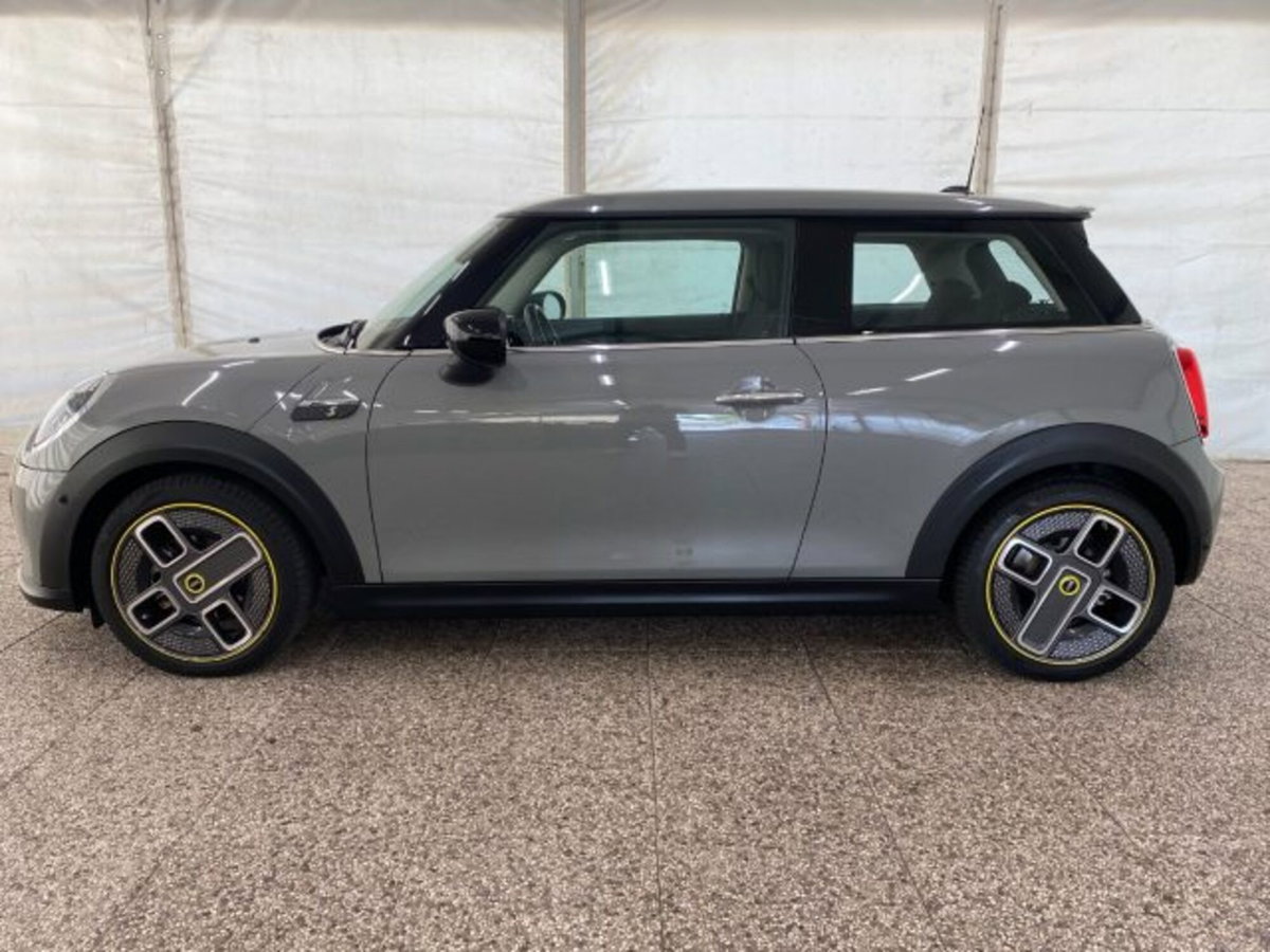 MINI Mini Cooper SE Yours (3)
