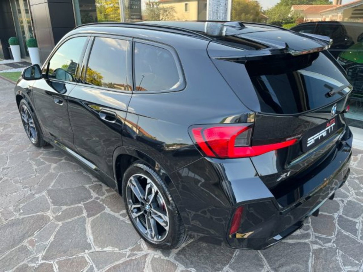 BMW X1 xDrive 20d Msport (2)