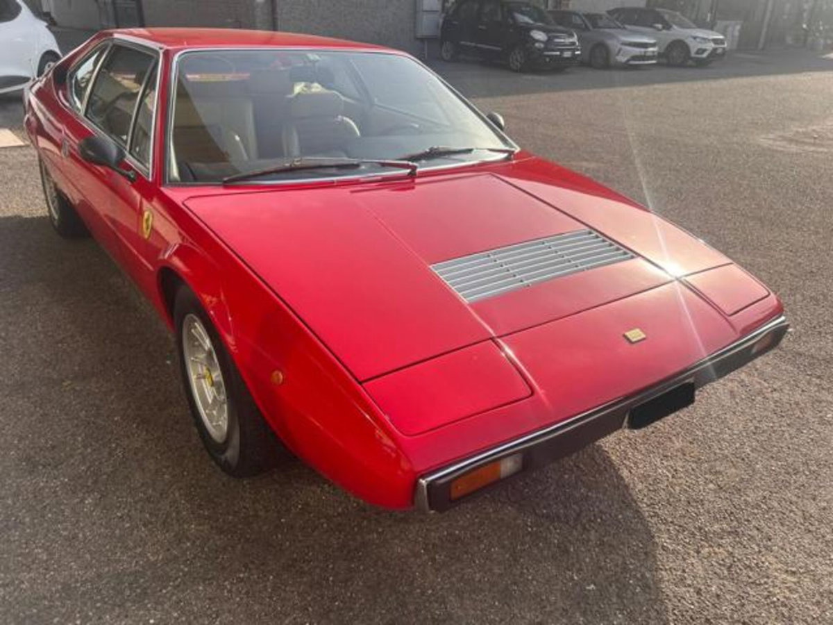Ferrari Dino 208 GT/4 Coupé Dino 208 GT/4 (2)