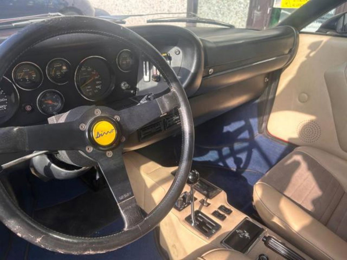 Ferrari Dino 208 GT/4 Coupé Dino 208 GT/4 (8)