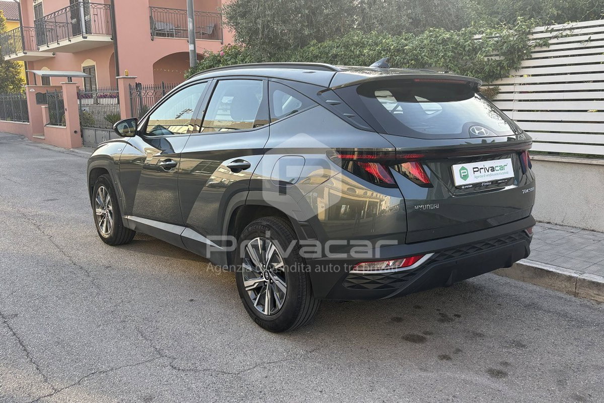 Hyundai Tucson 1.6 crdi 48V Xtech 2wd imt (7)