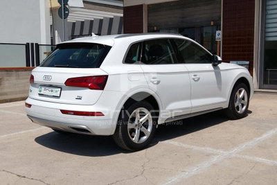 Audi Q5 2.0 TDI 190 CV quattro S tronic Business Sport (5)