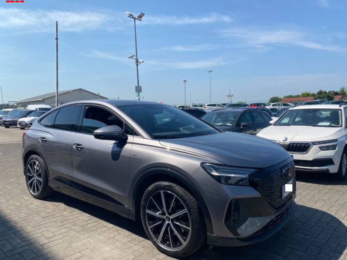 Audi Q4 Sportback Q4 45 e-tron quattro S line edition (16)