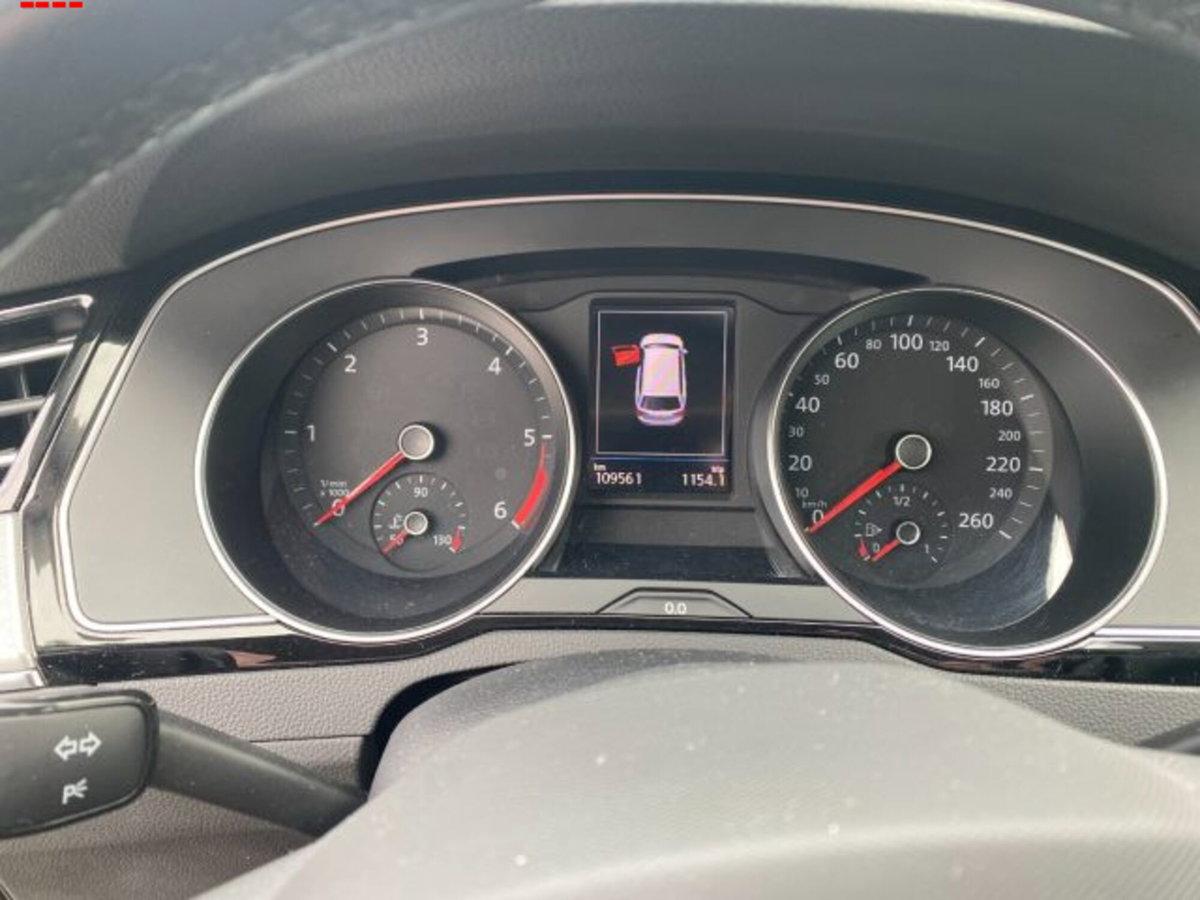 Volkswagen Passat Variant 2.0 TDI SCR EVO DSG Business (8)