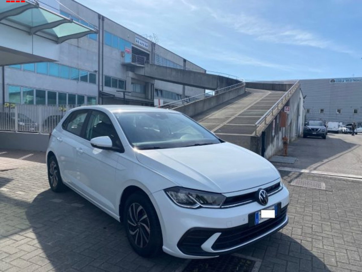 Volkswagen Polo 1.0 EVO (4)