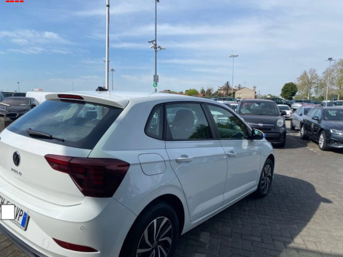 Volkswagen Polo 1.0 EVO (7)