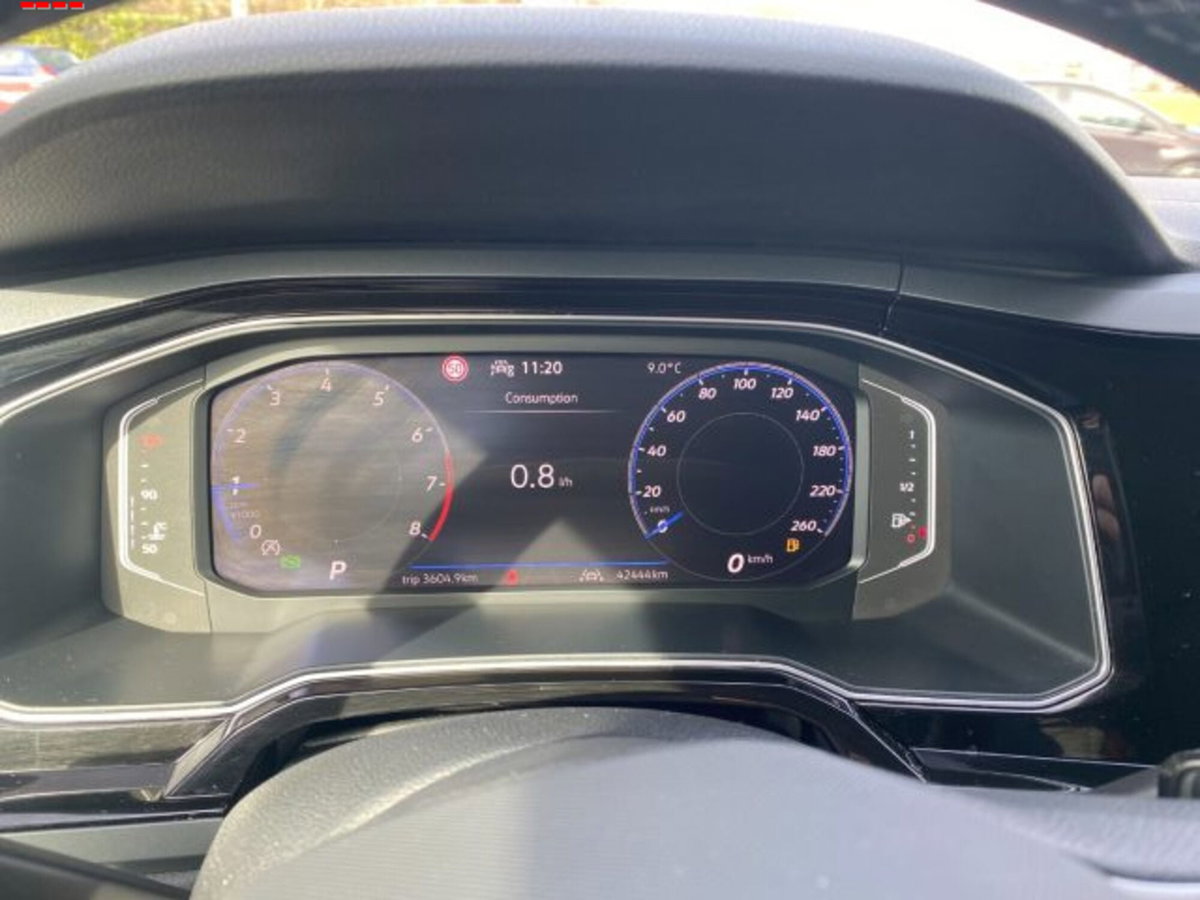 Volkswagen Taigo 1.0 tsi R-Line 115cv dsg (10)
