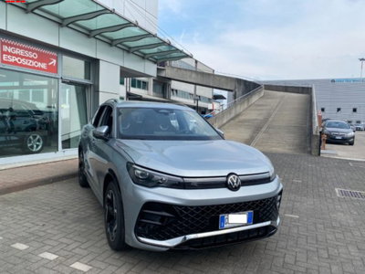 Volkswagen Tiguan Allspace 2.0 tdi R-Line 150cv dsg (2)