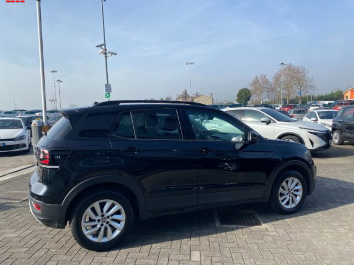 Volkswagen T-Cross 1.0 TSI Urban BMT (5)