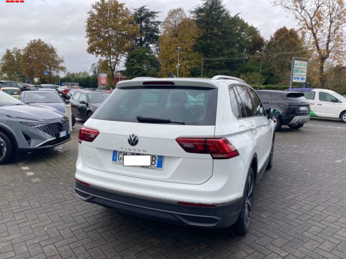 Volkswagen Tiguan 1.5 TSI 150 CV DSG ACT Life (4)