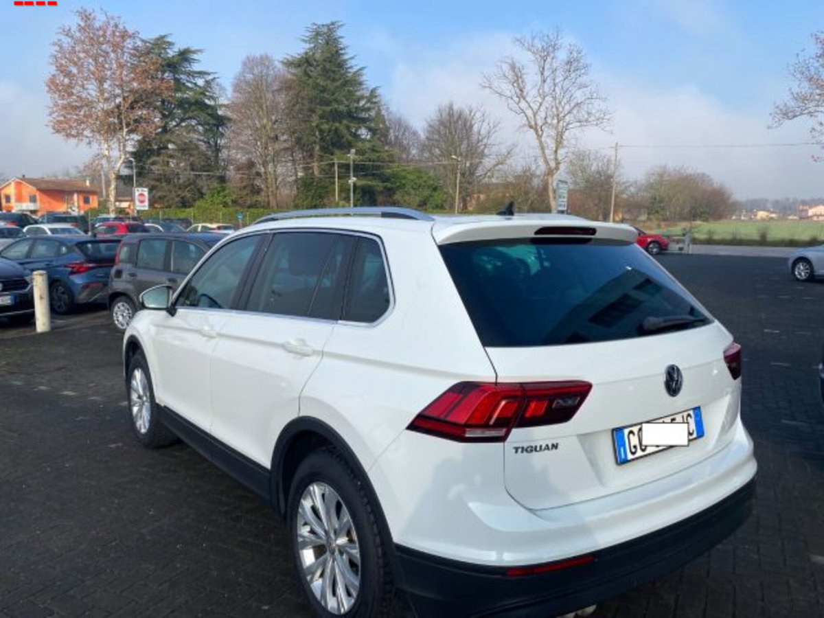 Volkswagen Tiguan 2.0 TDI SCR DSG Business BlueMotion Technology (3)