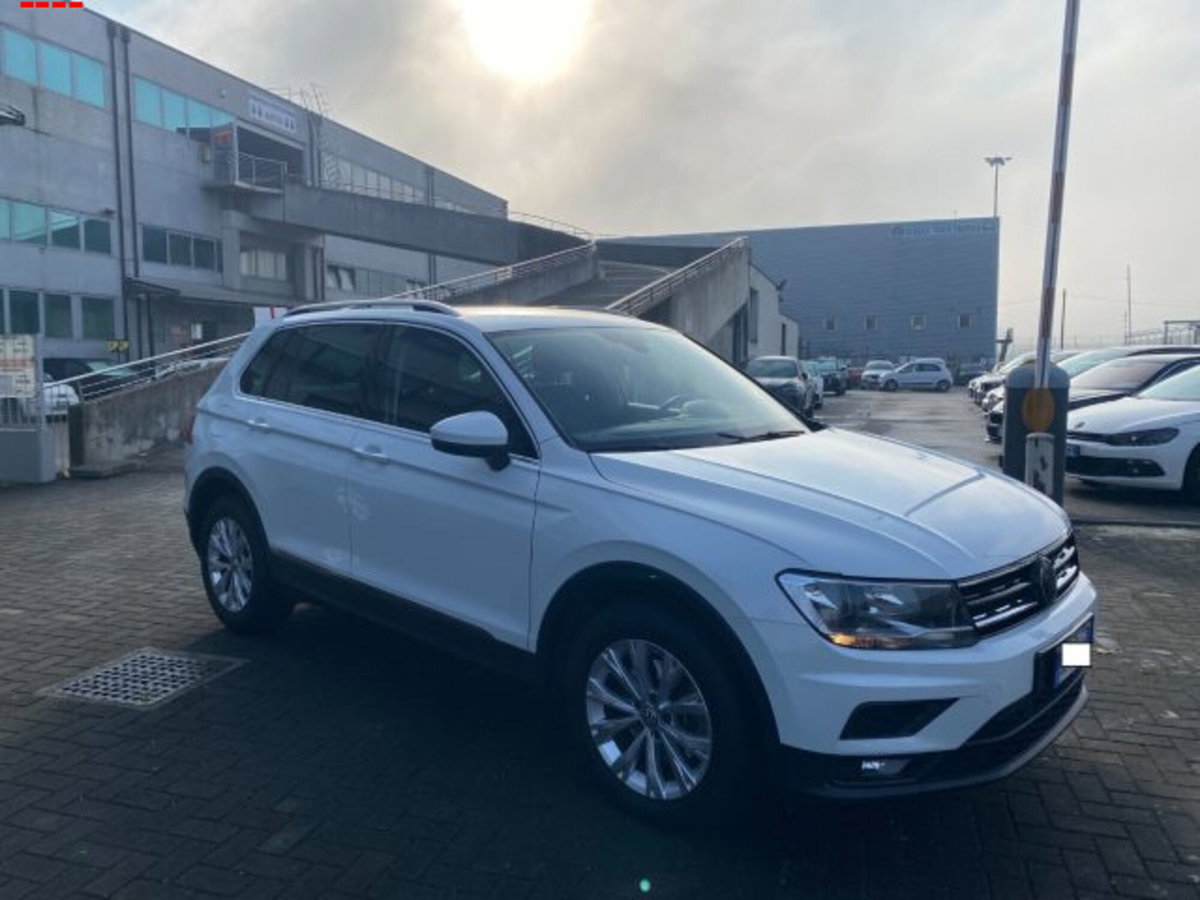 Volkswagen Tiguan 2.0 TDI SCR DSG Business BlueMotion Technology (5)
