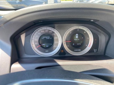 Volvo XC60 D3 AWD Geartronic Kinetic (7)