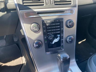 Volvo XC60 D3 AWD Geartronic Kinetic (9)