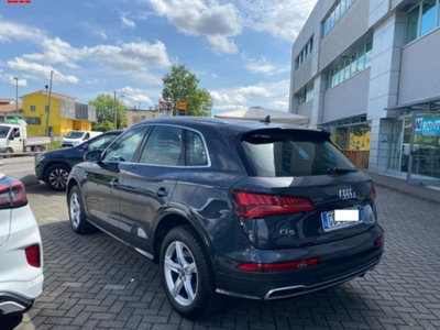 Audi Q5 40 TDI quattro S tronic Sport (6)