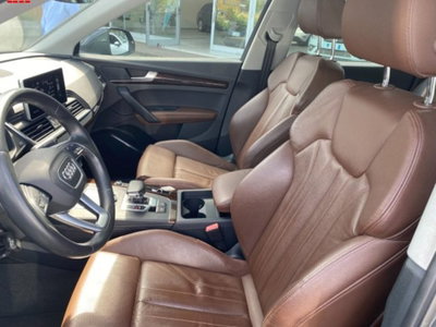 Audi Q5 40 TDI quattro S tronic Sport (8)
