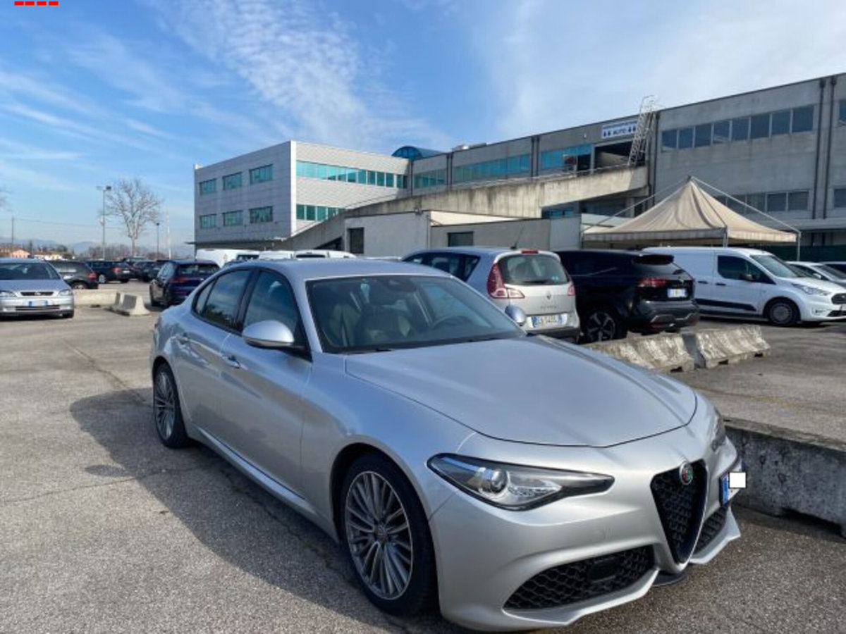 Alfa Romeo Giulia 2.2 Turbodiesel 180 CV AT8 Super