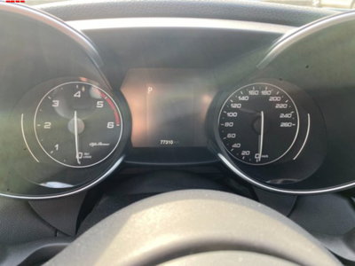 Alfa Romeo Giulia 2.2 Turbodiesel 180 CV AT8 Super (14)